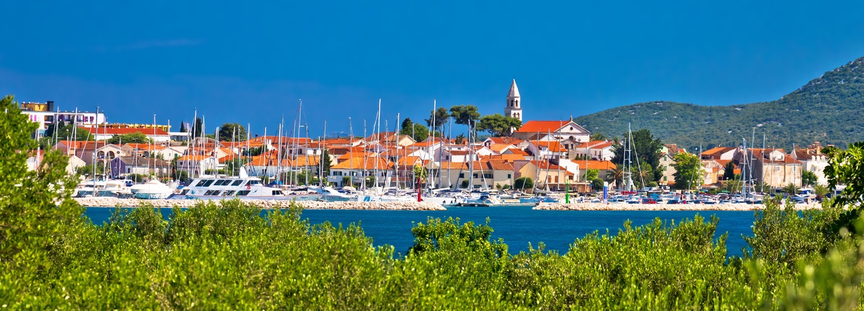 Häuser und Wohnungen bei Biograd na Moru zum Verkauf - Panorama Scouting.