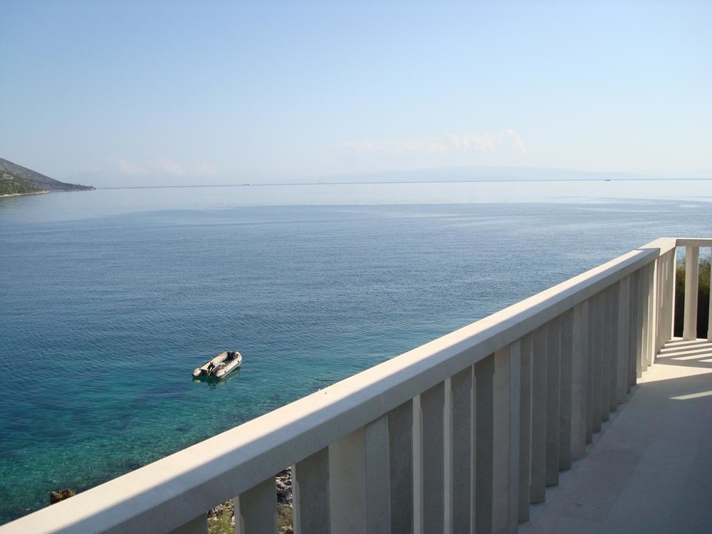 Villa am Meer in Dalmatien kaufen.