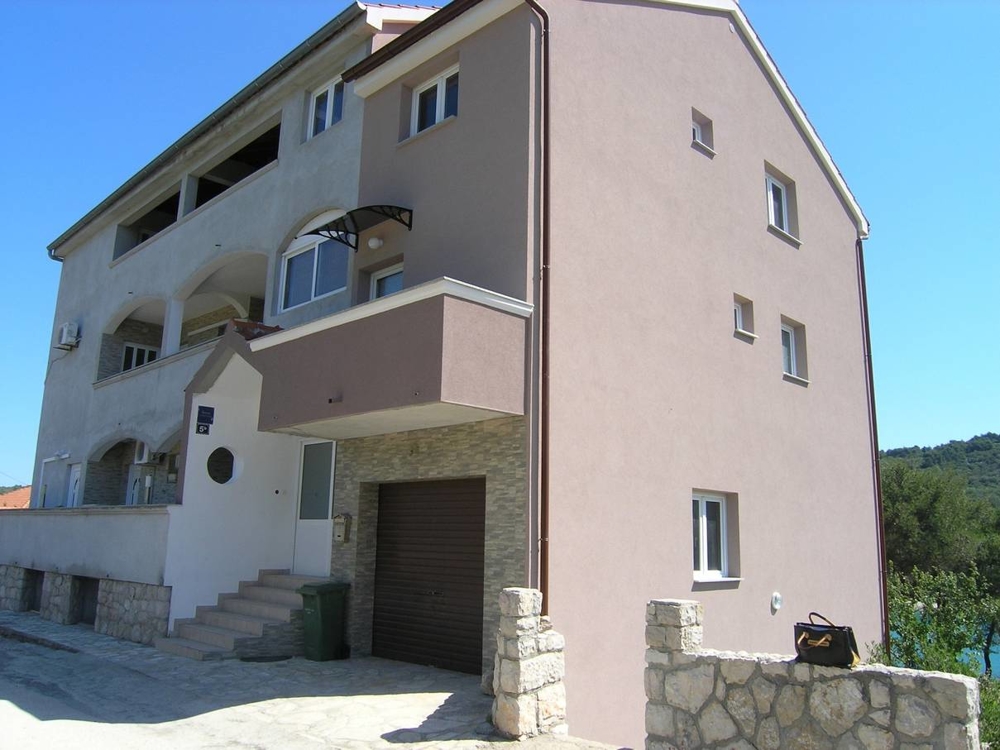 Appartementhaus in Dalmatien kaufen. 