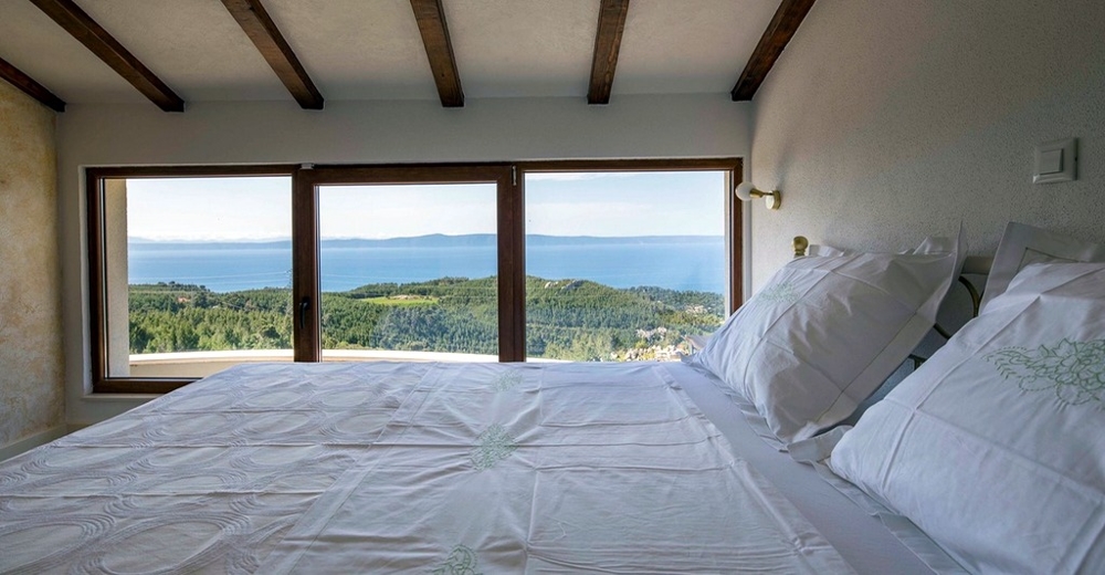 Schlafzimmer mit Meerblick - Immobilien in Kroatien.