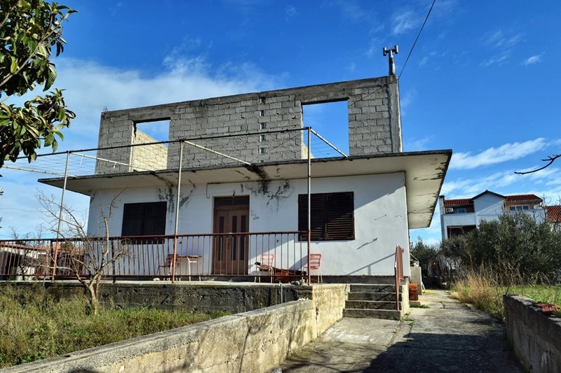 Haus zur Renovierung in Kroatien kaufen - Panorama Scouting Immobilien.