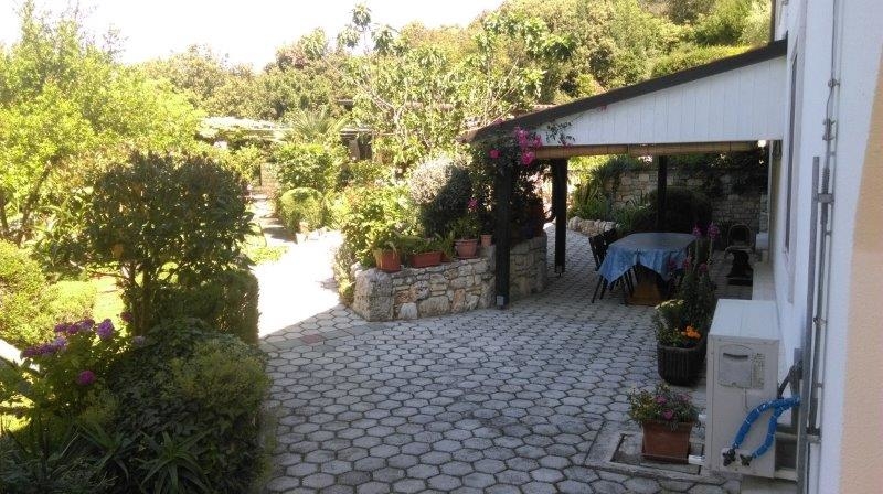 Haus mit mehreren Appartements in Rovinj, Istrien zum Verkauf - Panorama Scouting Immobilien.