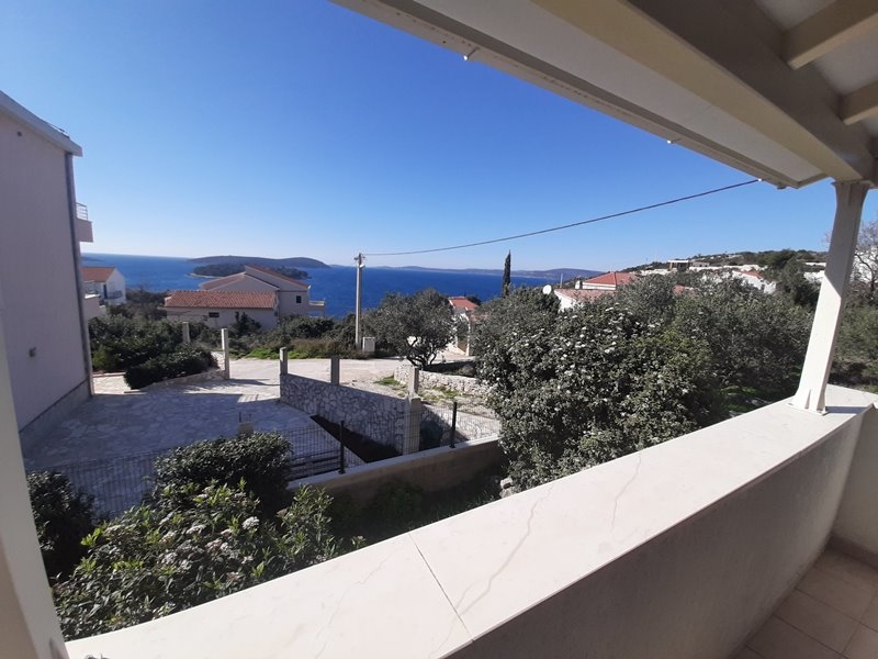 Immobilien mit Meerblick in Dalmatien, Insel Solta.