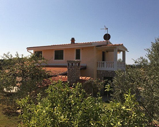 Mediterranes Haus in Dalmatien, Kroatien zum Verkauf - Panorama Scouting.