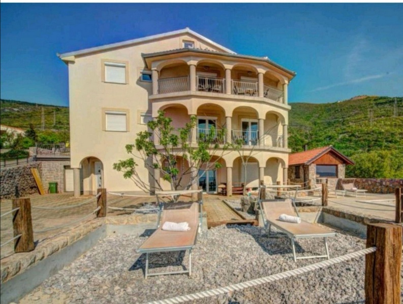 Haus mit mehreren Appartements in Kroatien kaufen - Panorama Scouting Immobilie H1914.