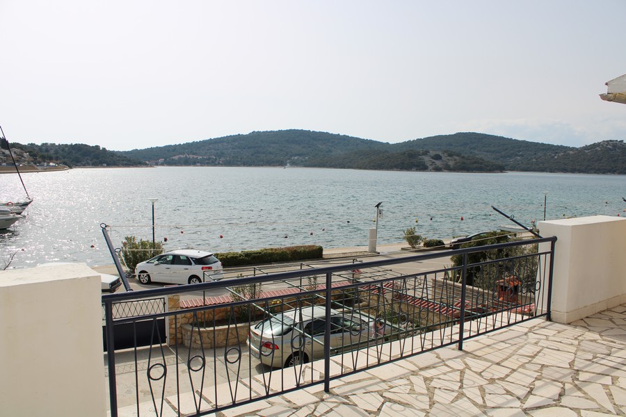 Immobilien am Meer in Kroatien - Panorama Scouting H2115, Nord-Dalmatien, Insel Murter + Tisno.