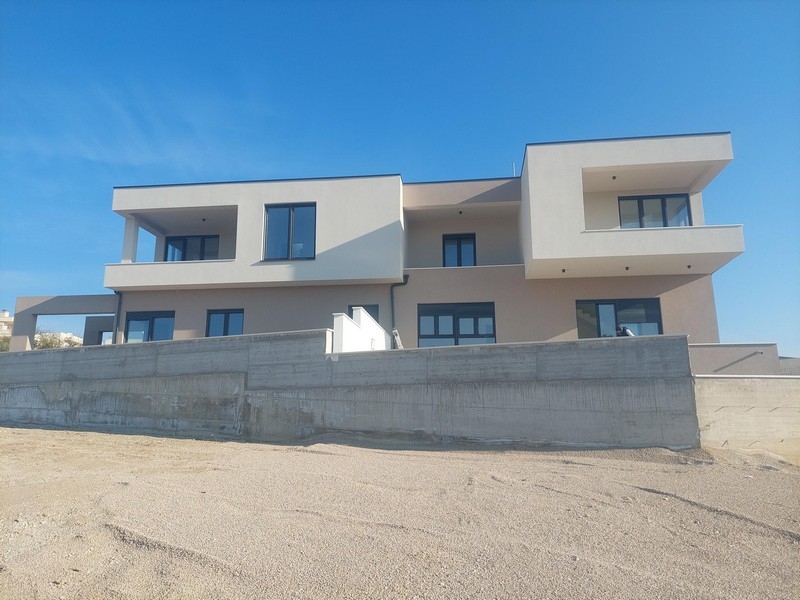 Doppelhaushälfte kaufen in Kroatien, Nord-Dalmatien, Vodice - Panorama Scouting Immobilien H2423, Kaufpreis: 550.000 EUR - Bild 1