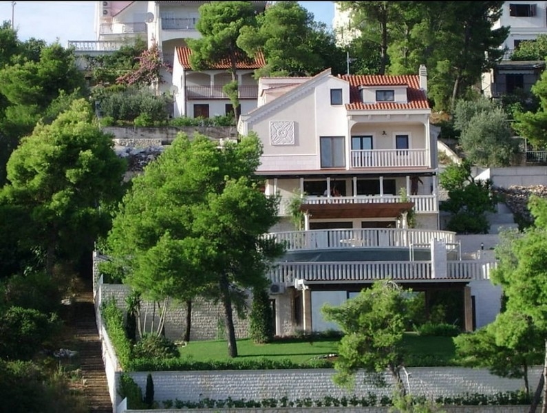 Villa auf der Insel Ciovo in Kroatien zum Verkauf - Panorama Scouting H2444.