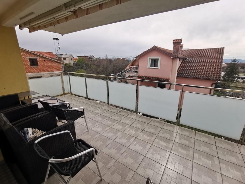 Terrasse mit Meerblick des Hauses H2506 in Rijeka.