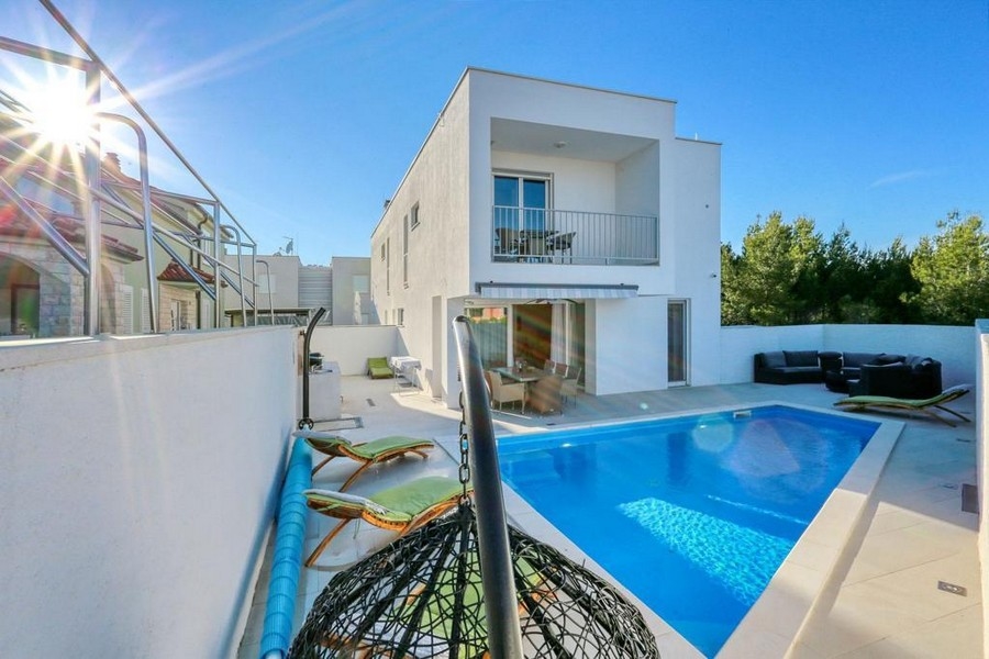 Haus kaufen Kroatien - moderne Doppelhaushälfte nahe dem Meer in Zaton bei Zadar.