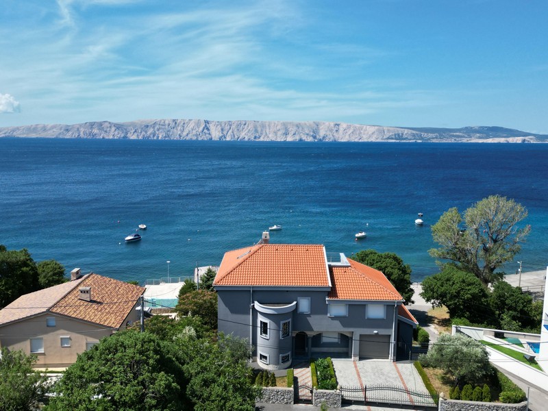 Appartementvilla direkt am Meer zum Verkauf in Kroatien - Panorama Scouting H2672.