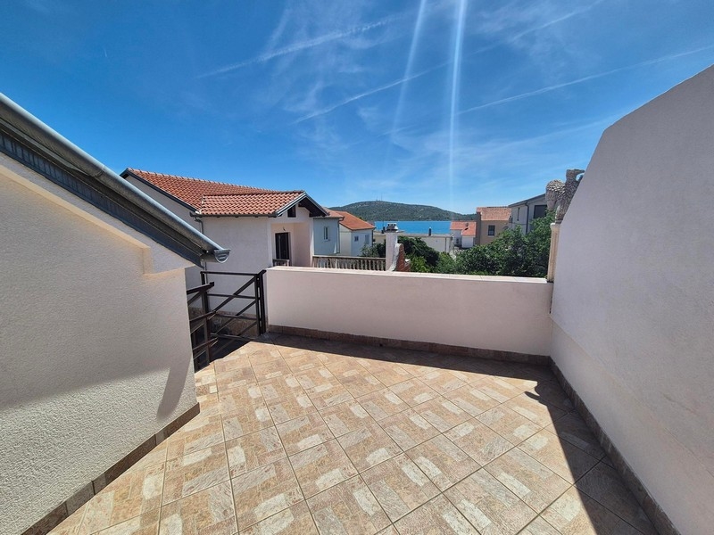 Haus kaufen in Kroatien im Ort Pirovac - Immobilie H3011.