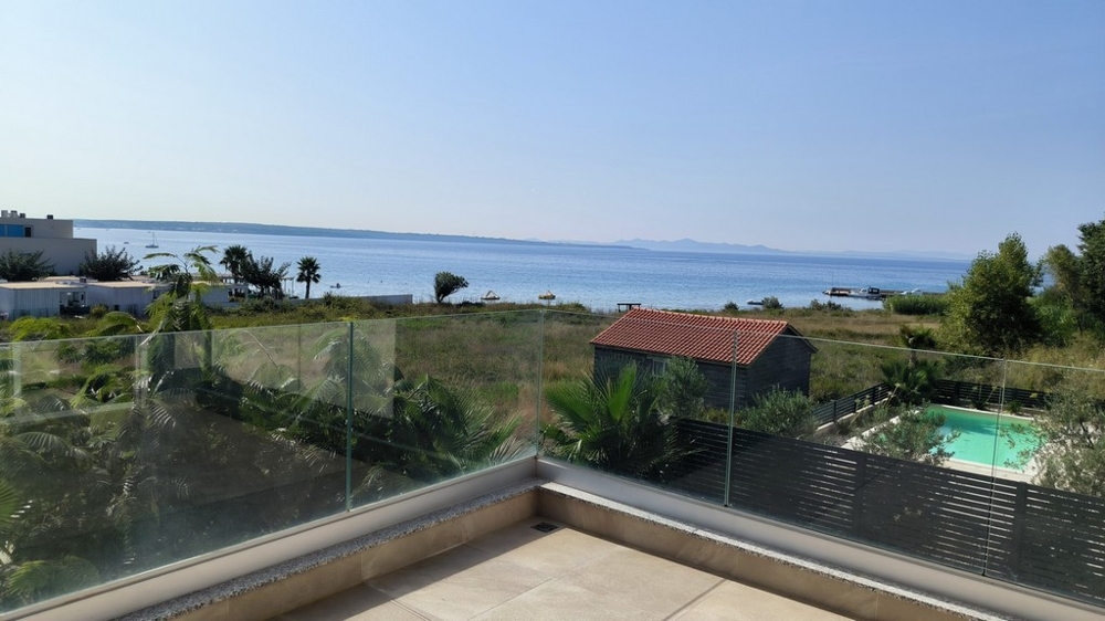Meerblick der Villa H3447, die in Privlaka bei Zadar zum Kauf steht.