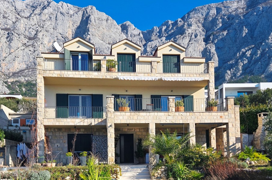Haus zum Kauf in Makarska, Dalmatien.