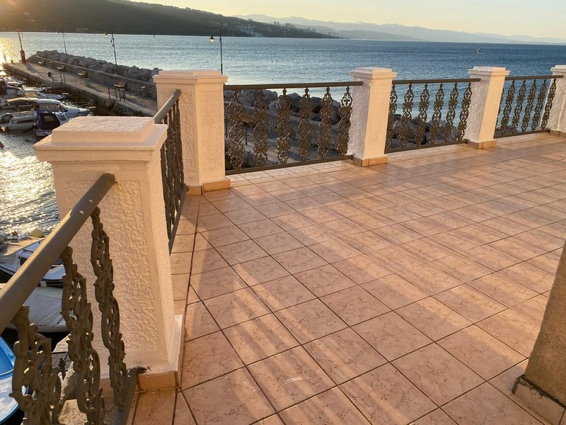 Haus am Meer in Volosko, Opatija zum Verkauf - H3897