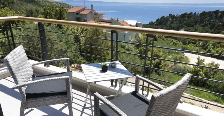 Zum Verkauf steht eine exklusive Villa in der Region Makarska, Kroatien.