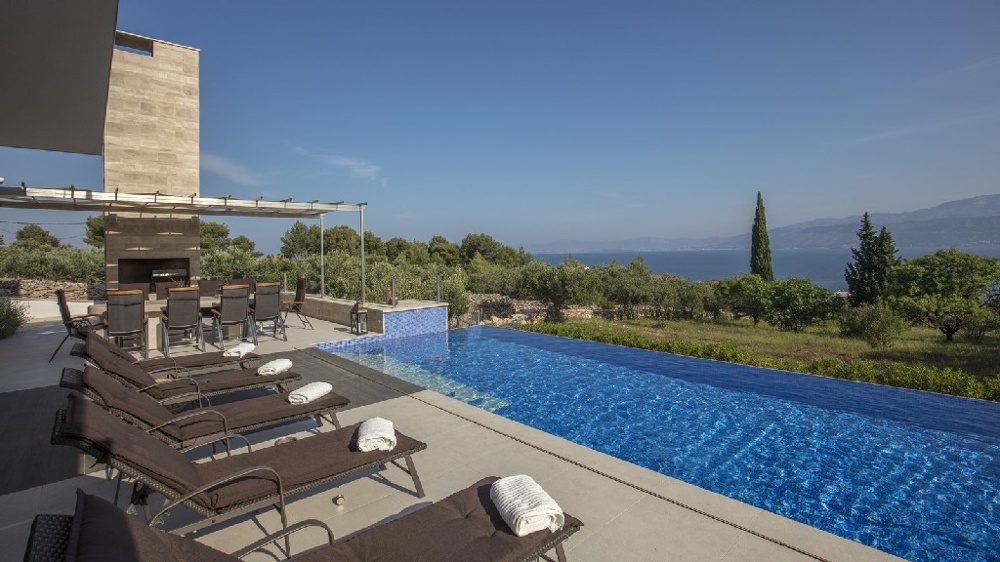 Moderne Luxusvilla zum Verkauf auf der Insel Brac, Dalmatien.