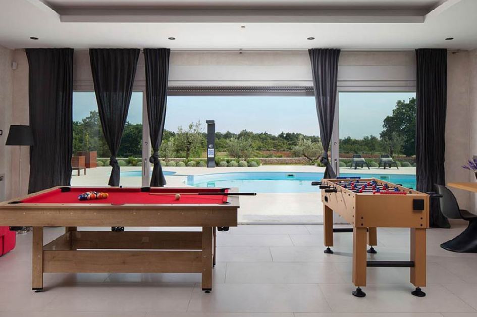 Andere Impression vom Leisure-Bereich der Villa mit Pool in Istrien, die zum Verkauf steht