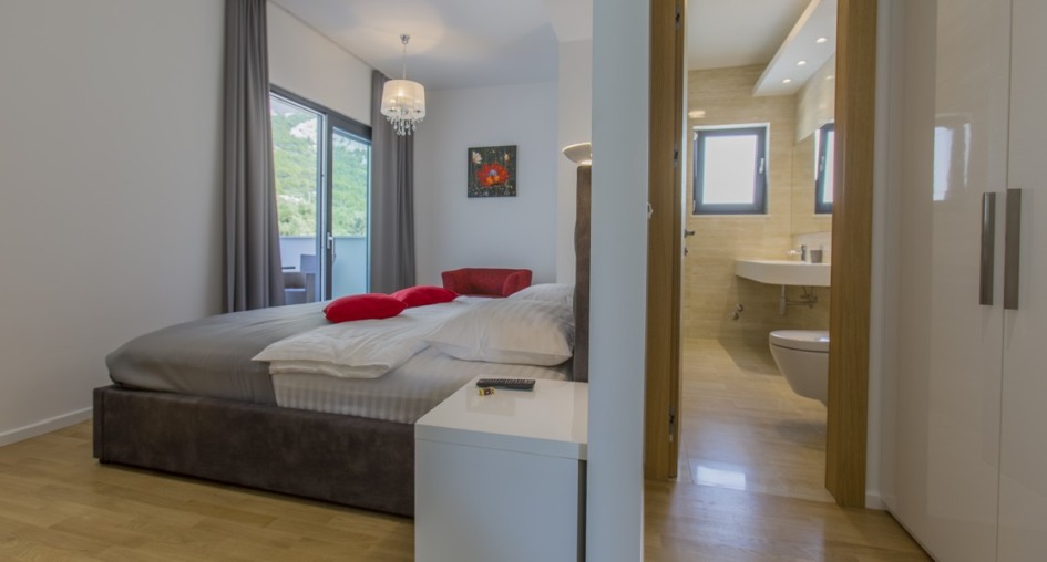 Ein weiteres Schlafzimmer von insgesamt 4, Immobilie H600: Villa in Makarska, Kroatien.