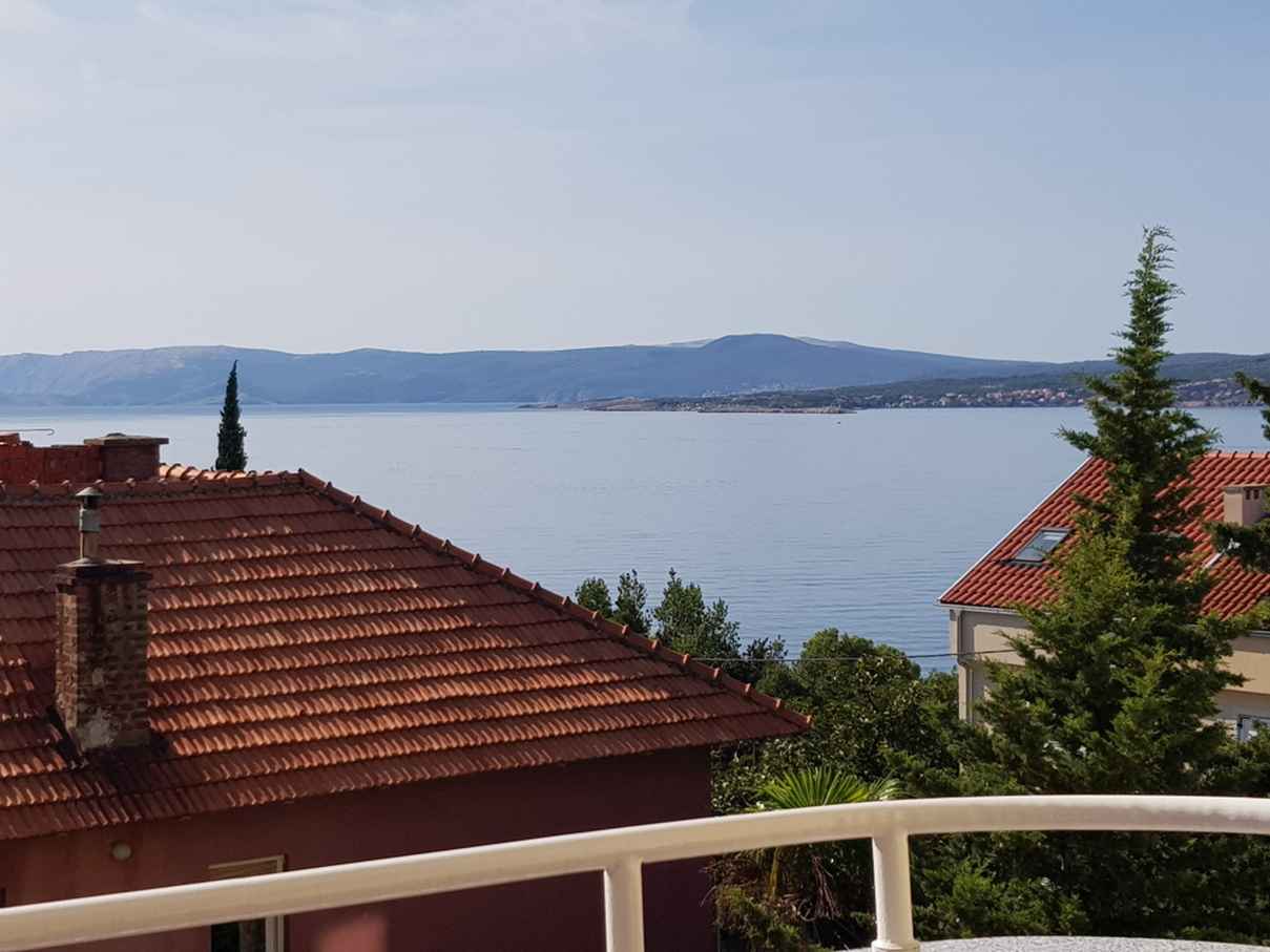 Möblierte Wohnung in Kroatien am Meer zum Verkauf.