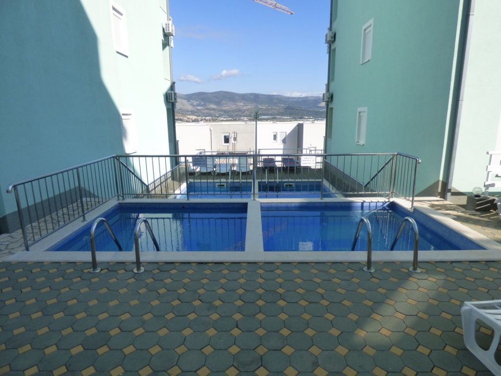 Swimmingpools der Wohnung A1430 in Dalmatien.