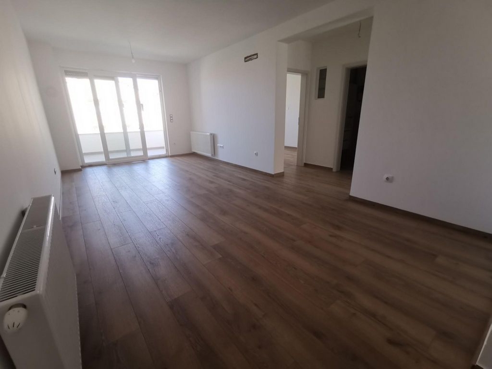 Neue Wohnung mit hochwertigem Parkettboden in Crikvenica, Kroatien zum Verkauf.