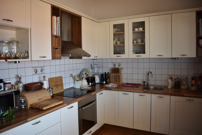 Geräumige Küche der Immobilie A1879 in Zadar, Kroatien.