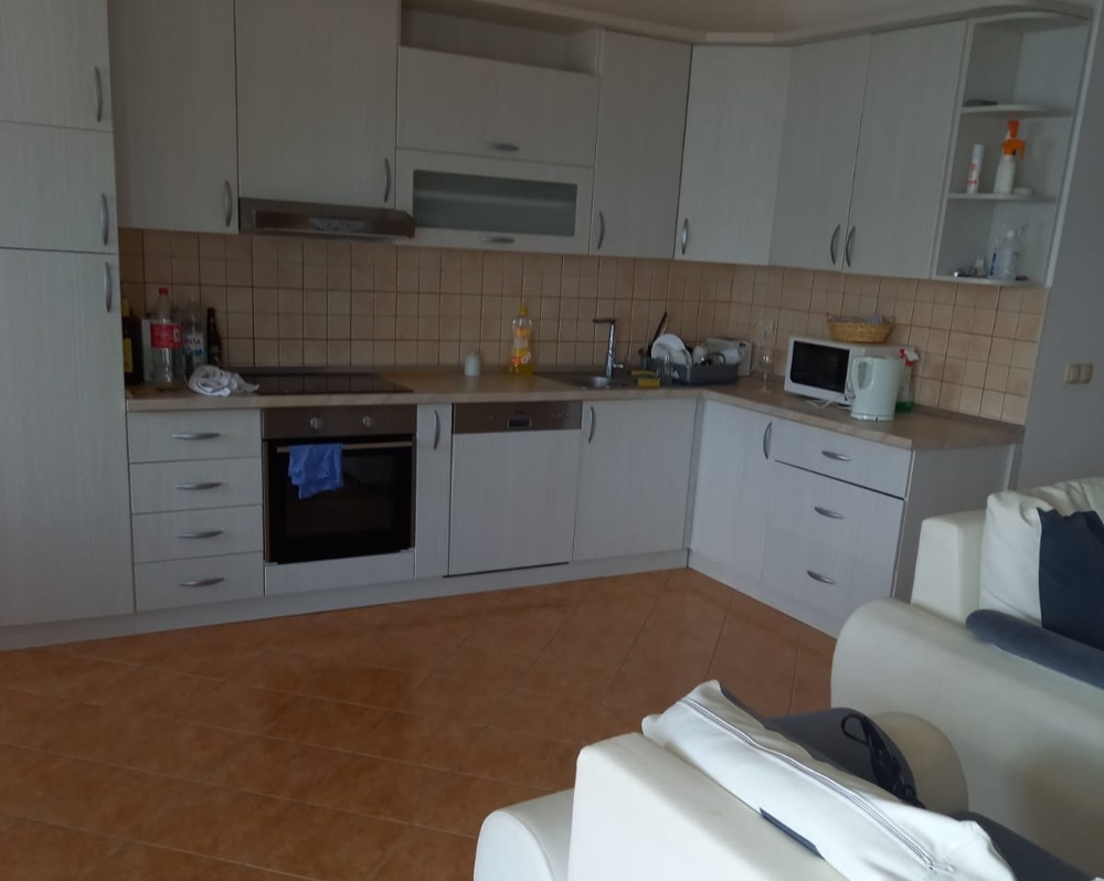Küche und Essbereich der Immobilie A2022, Insel Ciovo.