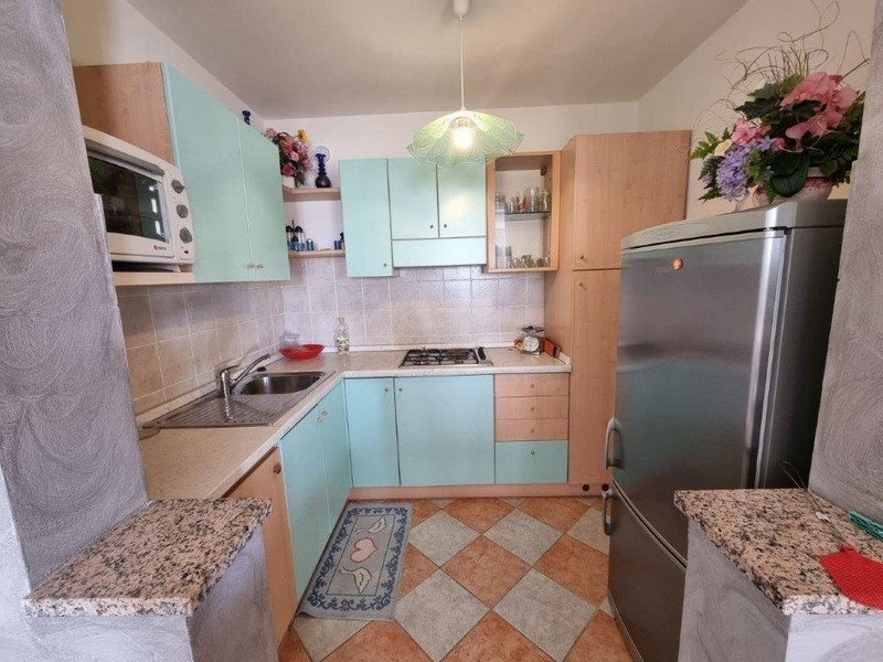 Küche der Immobilie A2309, die in Kroatien, Porec zum Verkauf steht - Panorama Scouting.