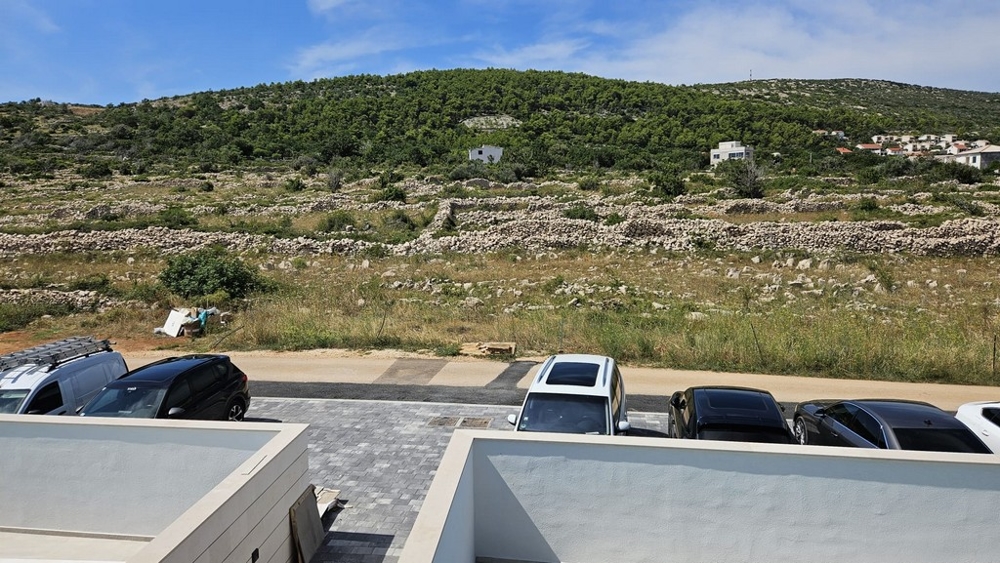 Mediterrane Umgebung der Immobilie A2382 bei Vinjerac in Kroatien - Panorama Scouting.