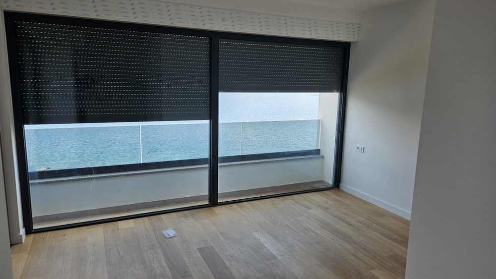 Appartement am Meer in Kroatien kaufen - Panorama Scouting A2382 in der ersten Reihe in Vinjerac, Region Zadar.