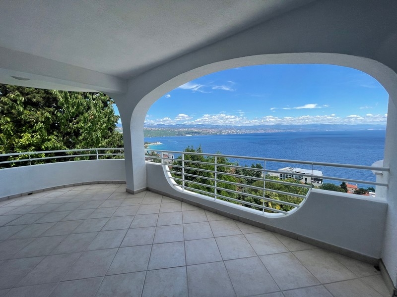 Appartement mit schönem Meerblick in Opatija, Kroatien zum Verkauf . A2769.