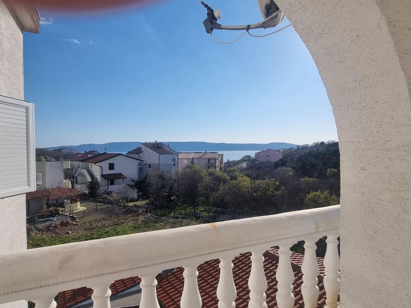 Meerblick der Immobilie A2817, die in Kroatien (Novi Vinodolski Region) zum Verkauf steht.