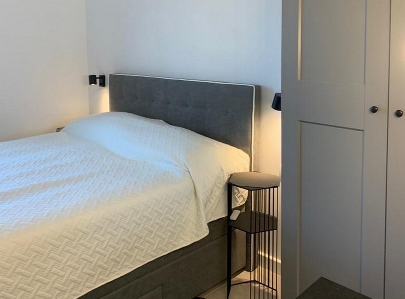 Gemütliches Doppelbett im Schlafzimmer der Immobilie A3044 in Istrien.