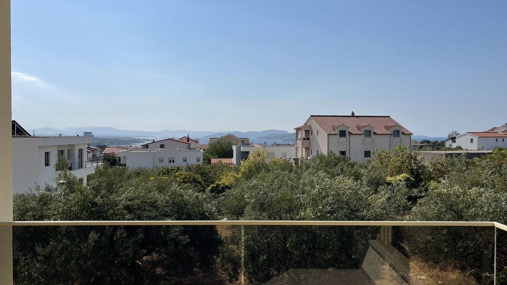 Neubauwohnung mit Meerblick in Vodice, Dalmatien