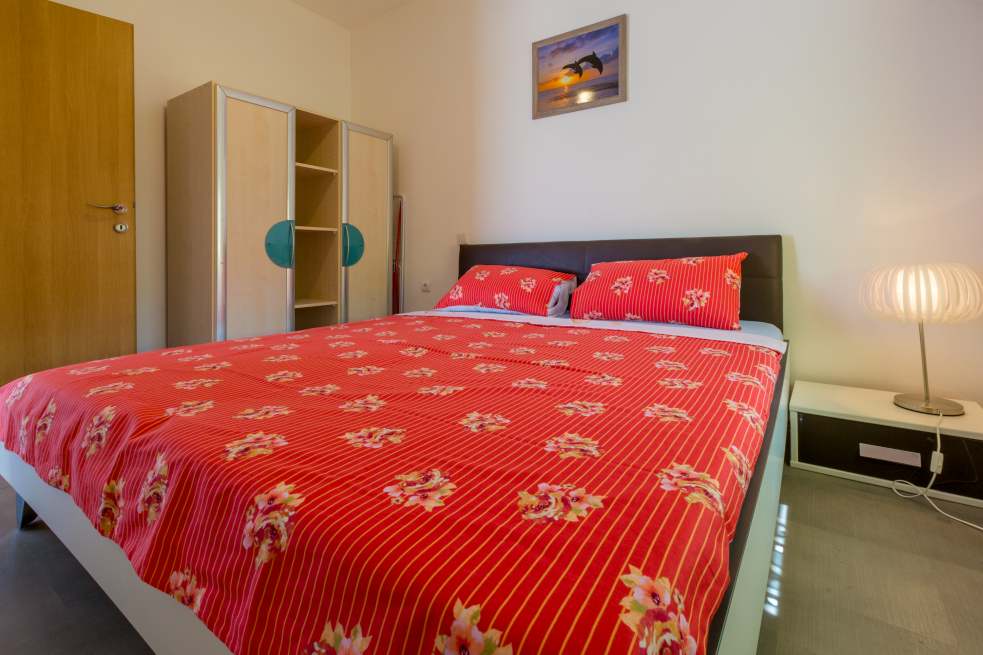 Schlafzimmer des Appartements A694 bei Novi Vinodolski.